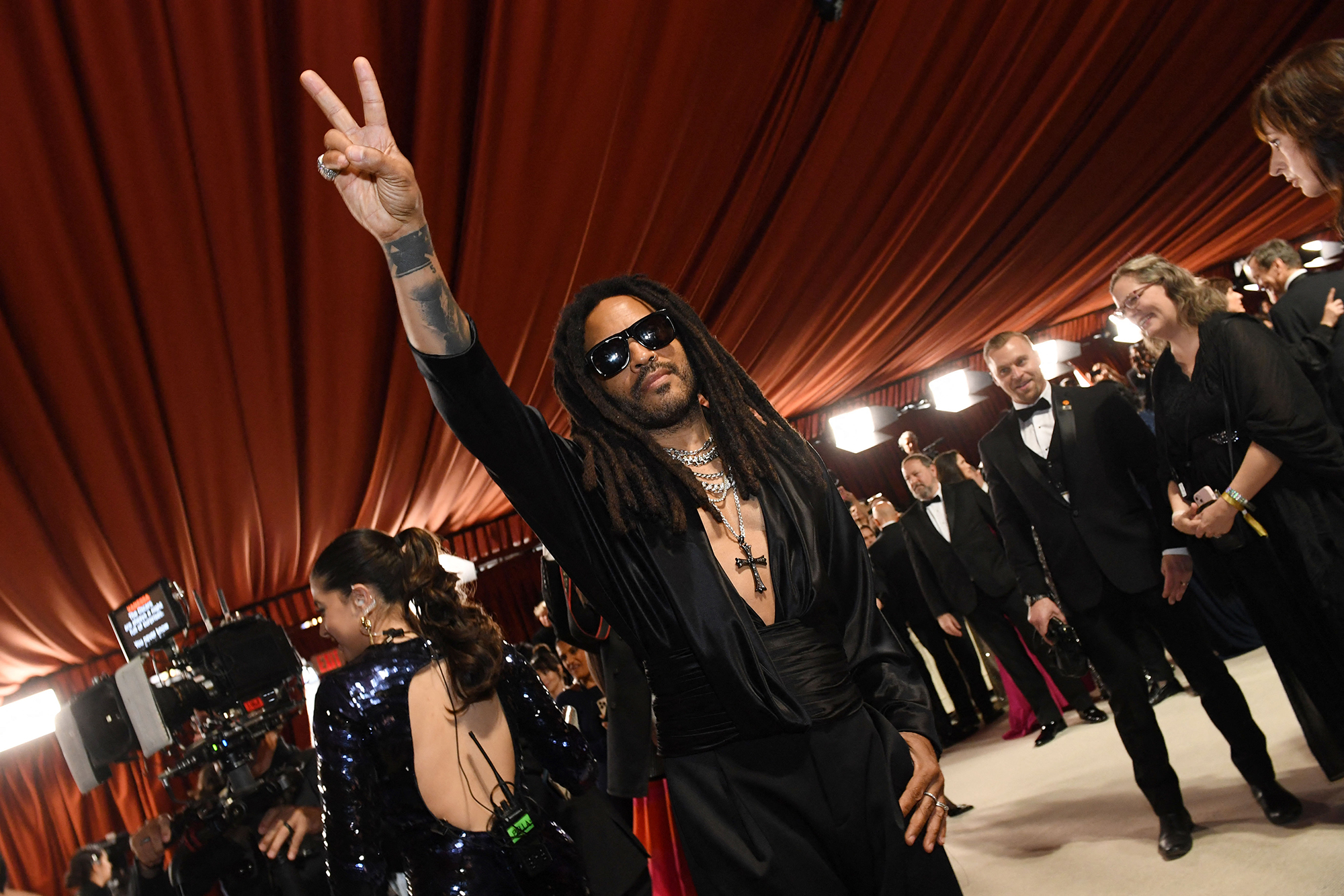 Українські наряди в одному ряду з Dior і Louis Vuitton. Кращі образи червоної доріжки Оскара 2023